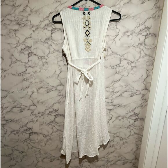 AREA STARS Mayan Embroidered Wrap Dress - Picture 8 of 12